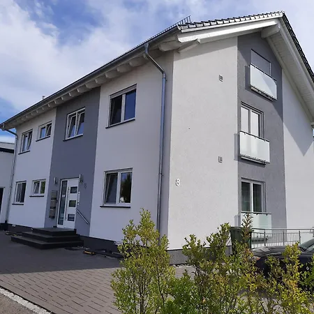 Gemütliche Im Dachgeschoss Steinmauern