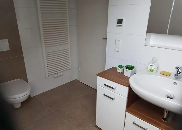 Im Dachgeschoss In Homestay Steinmauern